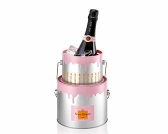 Французский дом Veuve Clicquot празднует 200-летие розового шампанского